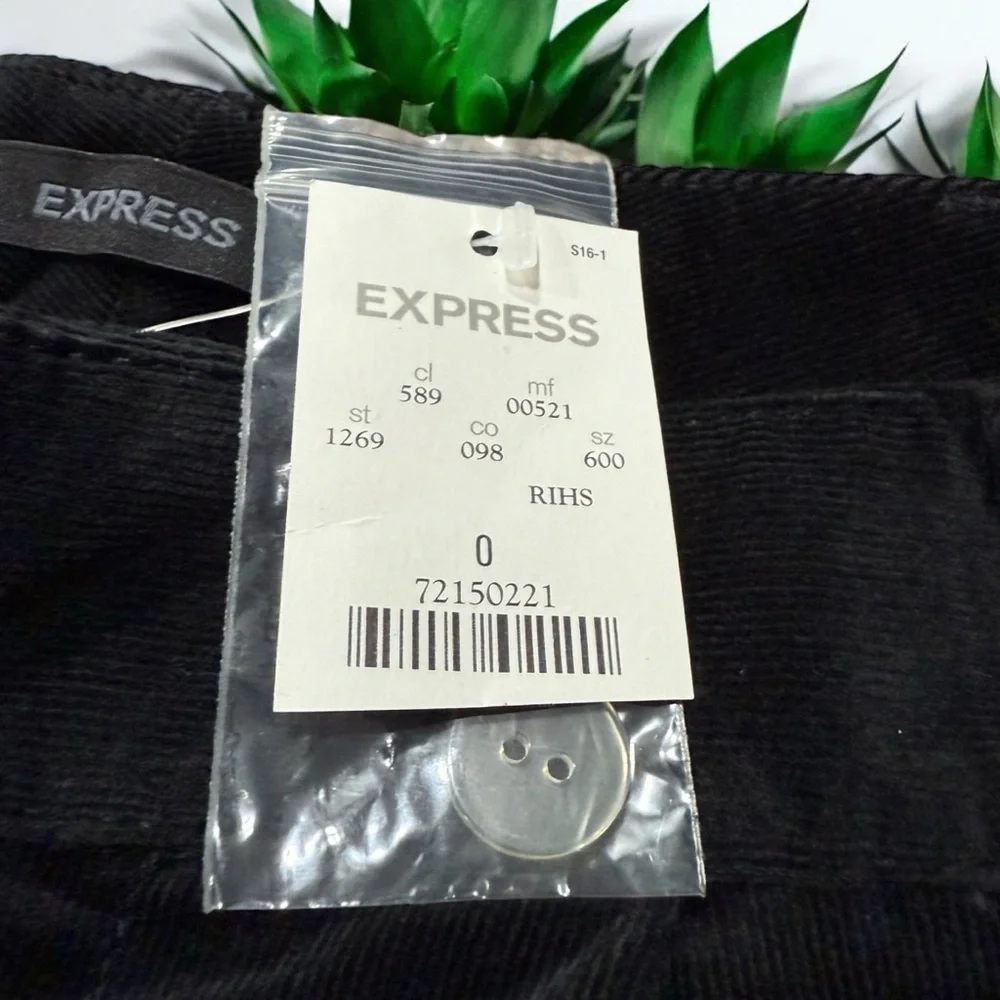 NWT EXPRESS Corduroy Black Low Waist Women’s Size 0